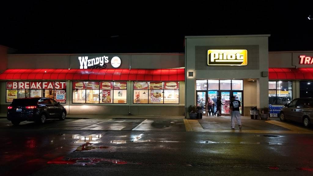 Pilot Travel Center | restaurant | 2940 Scottsville Rd, Franklin, KY 42134, USA | 2705869544 OR +1 270-586-9544