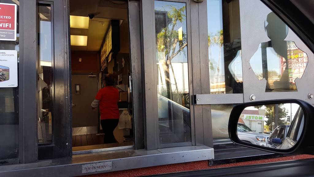 Jack in the Box | restaurant | 800 S Mountain Ave Ste A, Ontario, CA 91762, USA | 9099887568 OR +1 909-988-7568