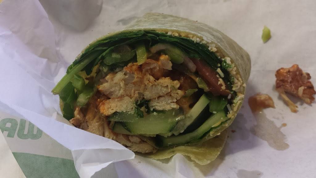 Subway Restaurants | restaurant | 6800 Balboa Blvd Suite A, Van Nuys, CA 91406, USA | 8187867828 OR +1 818-786-7828