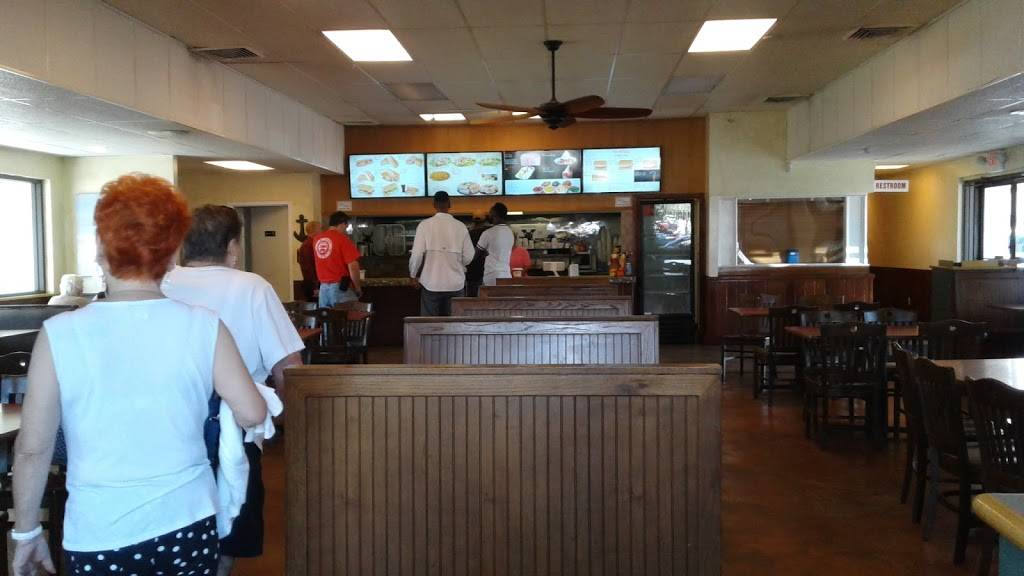 Strawberry Hut | restaurant | 743 E Memorial Blvd, Lakeland, FL 33801, USA | 8636822222 OR +1 863-682-2222