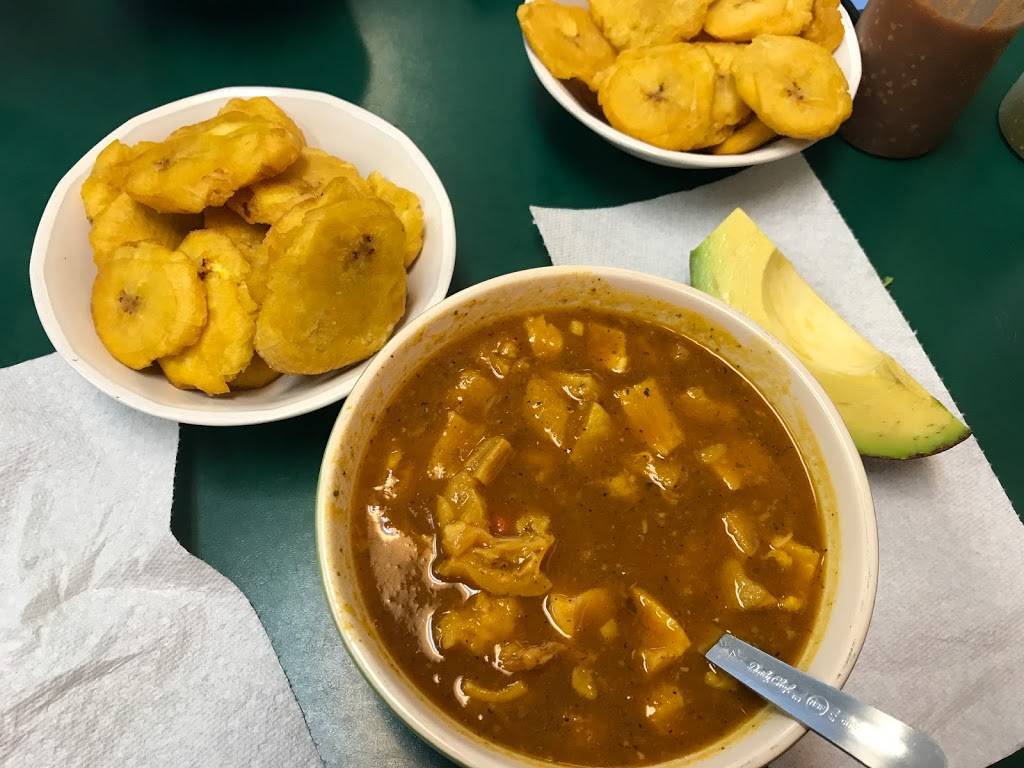 Arcoiris Latin Cuisine | restaurant | 4031 Palm Beach Blvd, Fort Myers, FL 33916, USA | 2396935005 OR +1 239-693-5005