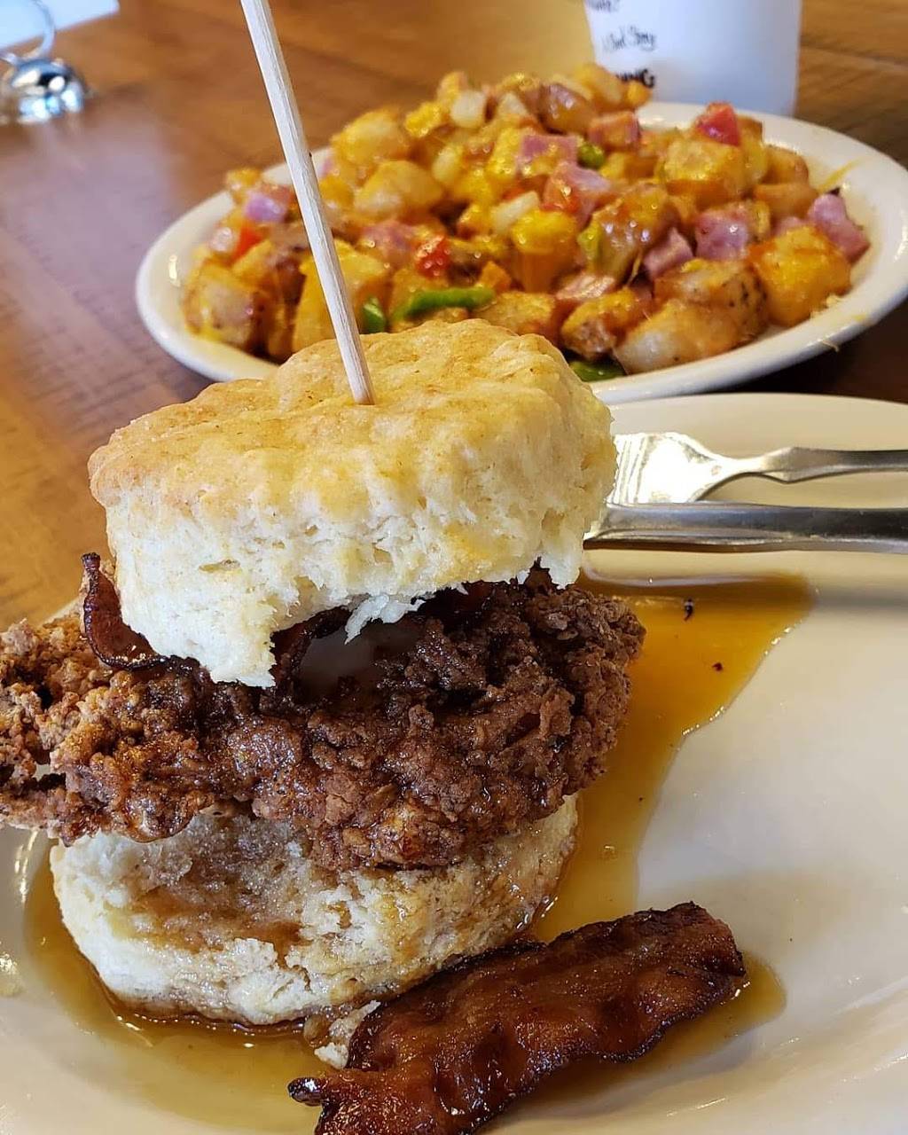 Maple Street Biscuit Company- Bloomingdale | restaurant | 127 W Bloomingdale Ave, Brandon, FL 33511, USA | 8134093583 OR +1 813-409-3583