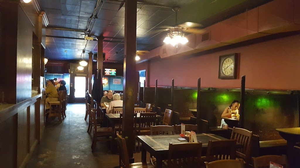 Merles Place | restaurant | 440 N Seneca St, Wichita, KS 67203, USA | 3162630444 OR +1 316-263-0444