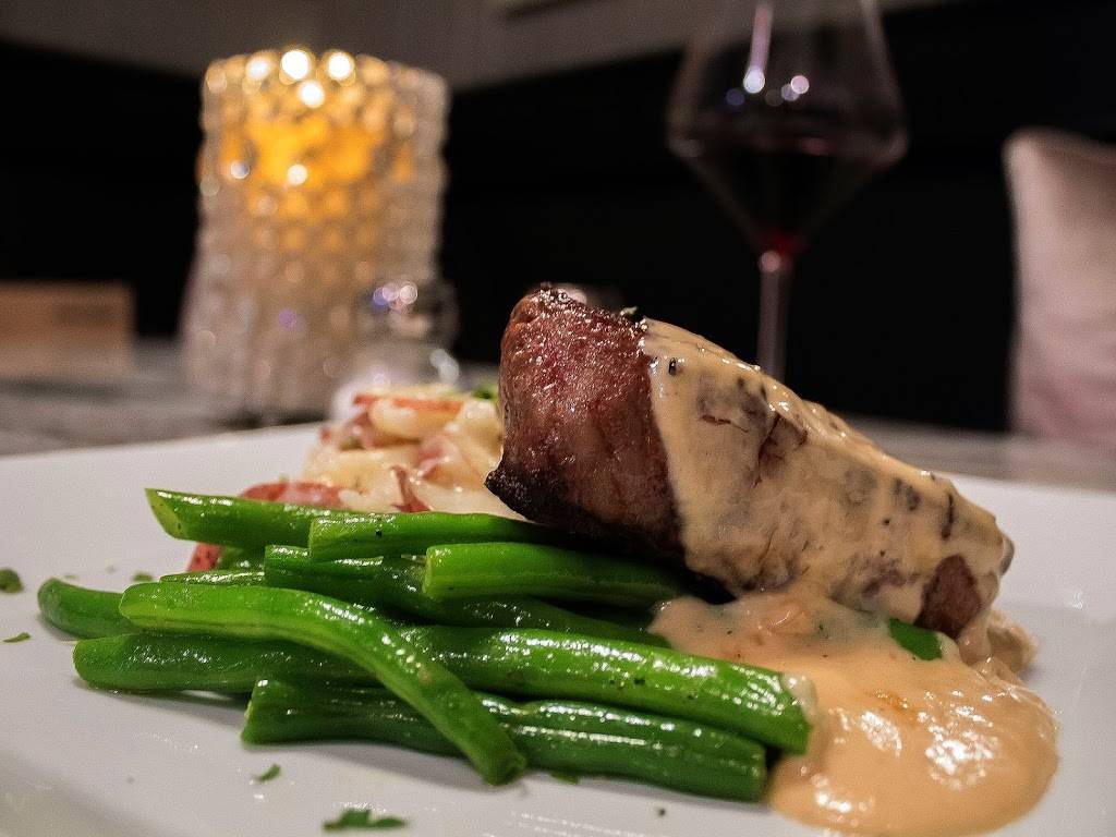 The Reserve Room at Eddies | restaurant | 643 Williamson Rd, Mooresville, NC 28117, USA | 7047992090 OR +1 704-799-2090