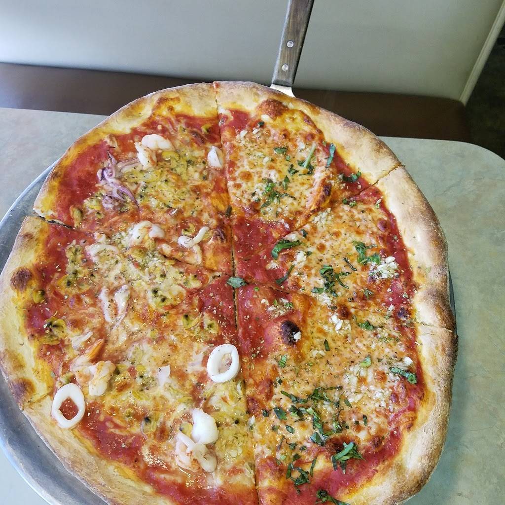 Ricos Pizzeria | restaurant | 5131 N Tamiami Trail, Sarasota, FL 34234, USA | 9413589958 OR +1 941-358-9958