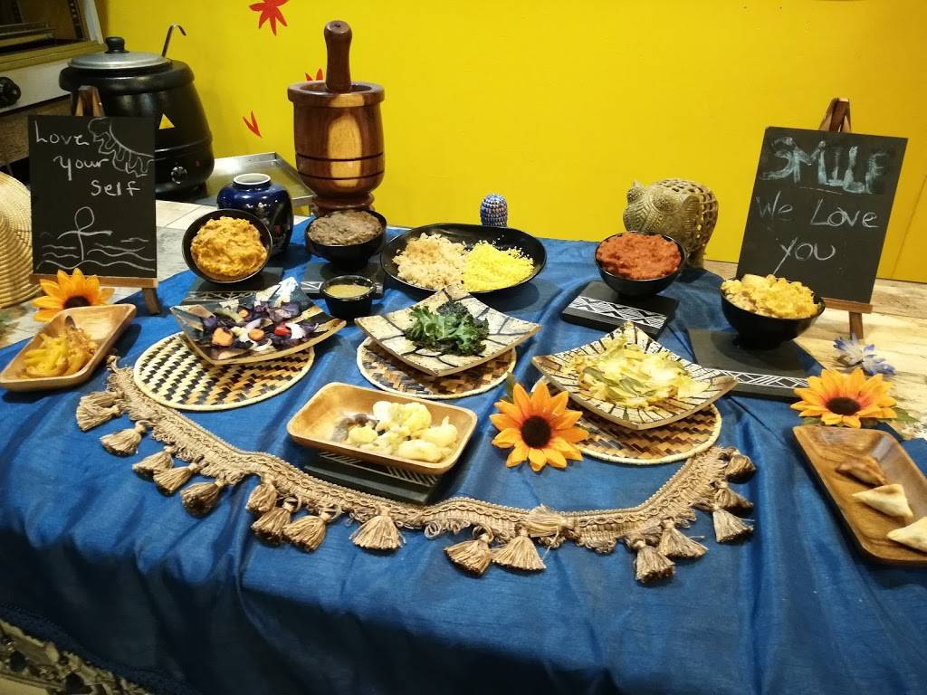 Oasis Vegan Veggie Parlor | restaurant | 340 Washington St, Dorchester, MA 02121, USA | 6172379033 OR +1 617-237-9033