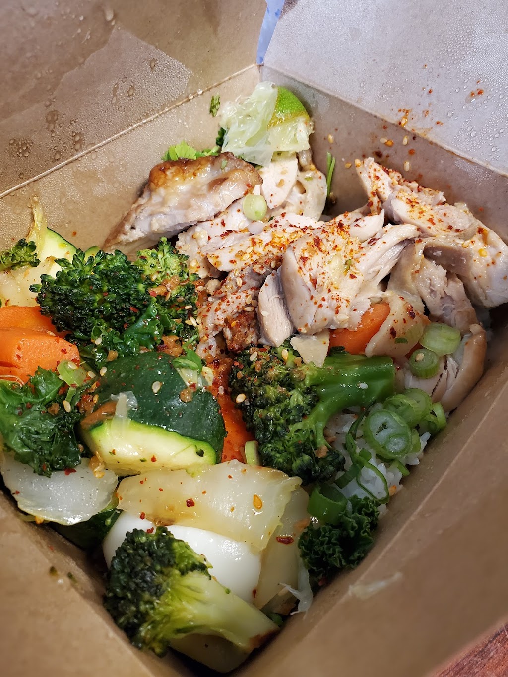 Eatwell Organic Noodle | restaurant | 2465 US-101, Florence, OR 97439, USA | 5419612522 OR +1 541-961-2522