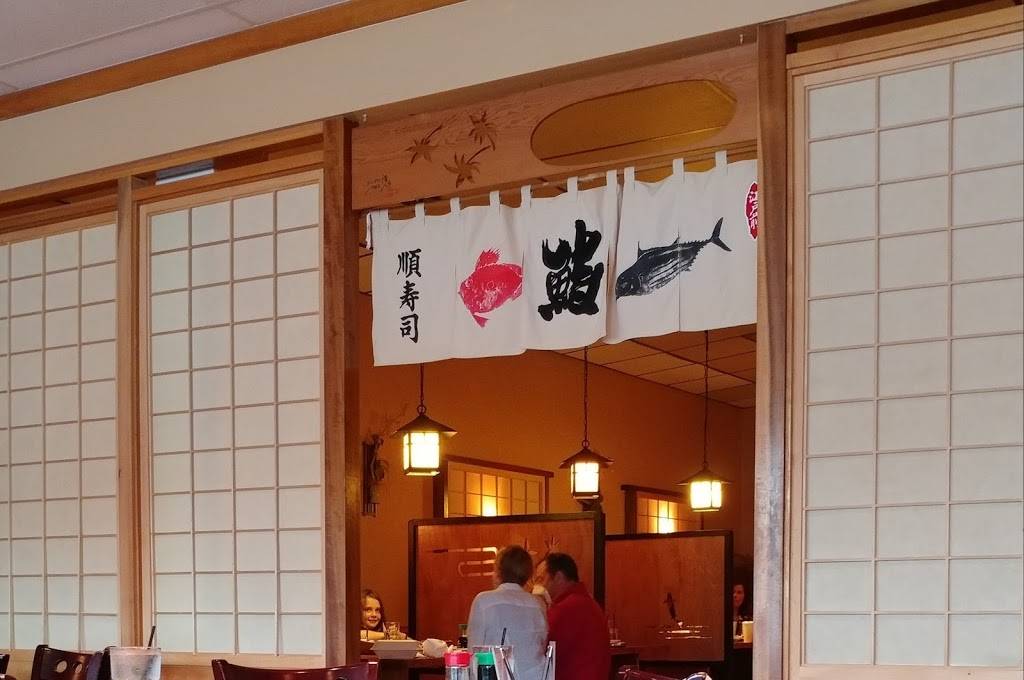 Juns | restaurant | 7660 State Line Rd, Prairie Village, KS 66208, USA | 9133414924 OR +1 913-341-4924