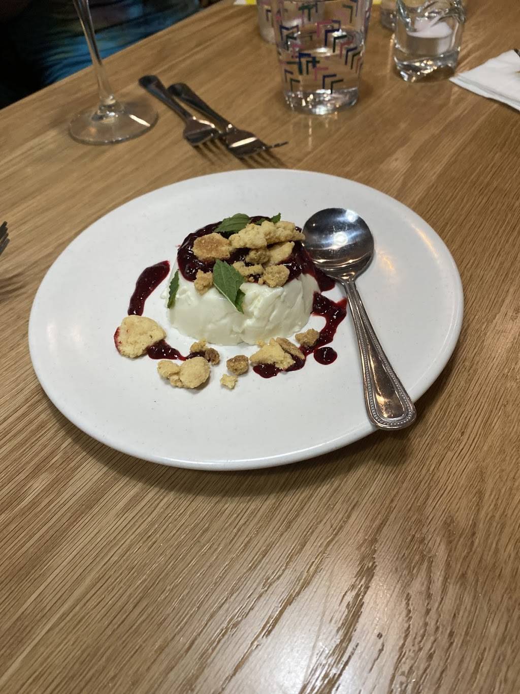 Wild Child | restaurant | 2710 Central Ave, St. Petersburg, FL 33712, USA | 7279547425 OR +1 727-954-7425