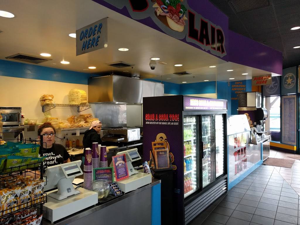 Ike’s Love and Sandwiches | meal takeaway | 21000 Stevens Creek Blvd, Cupertino, CA 95014, USA | 4088611000 OR +1 408-861-1000