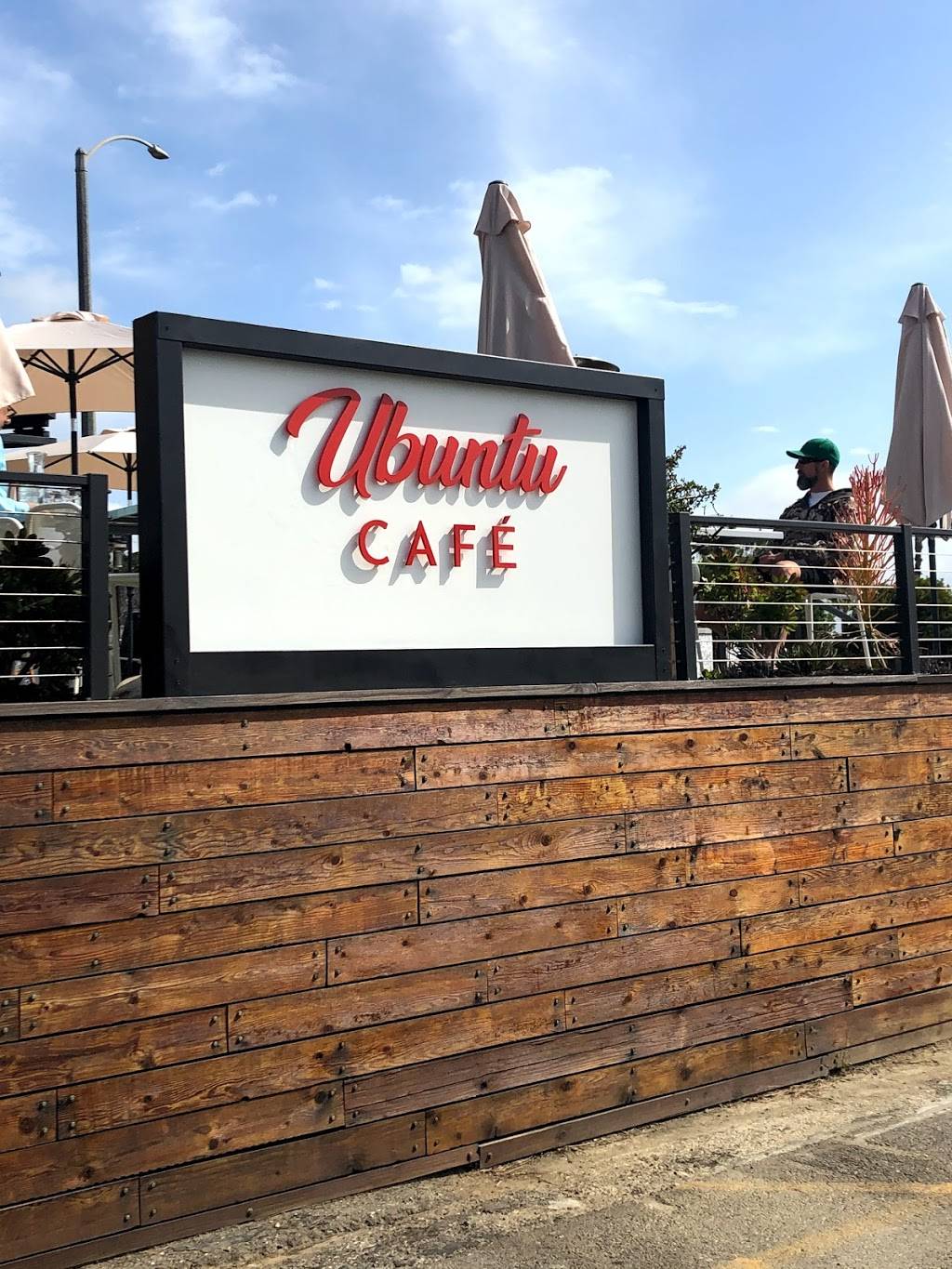 Ubuntu Café | restaurant | 335 Nieto Ave, Long Beach, CA 90814, USA | 5624982021 OR +1 562-498-2021