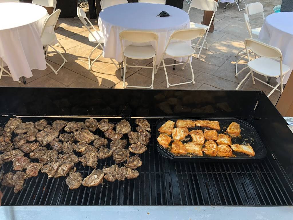 Jerk Joint | restaurant | 25 Peel Centre Dr, Brampton, ON L6T 3R5, Canada | 2897529000 OR +1 289-752-9000