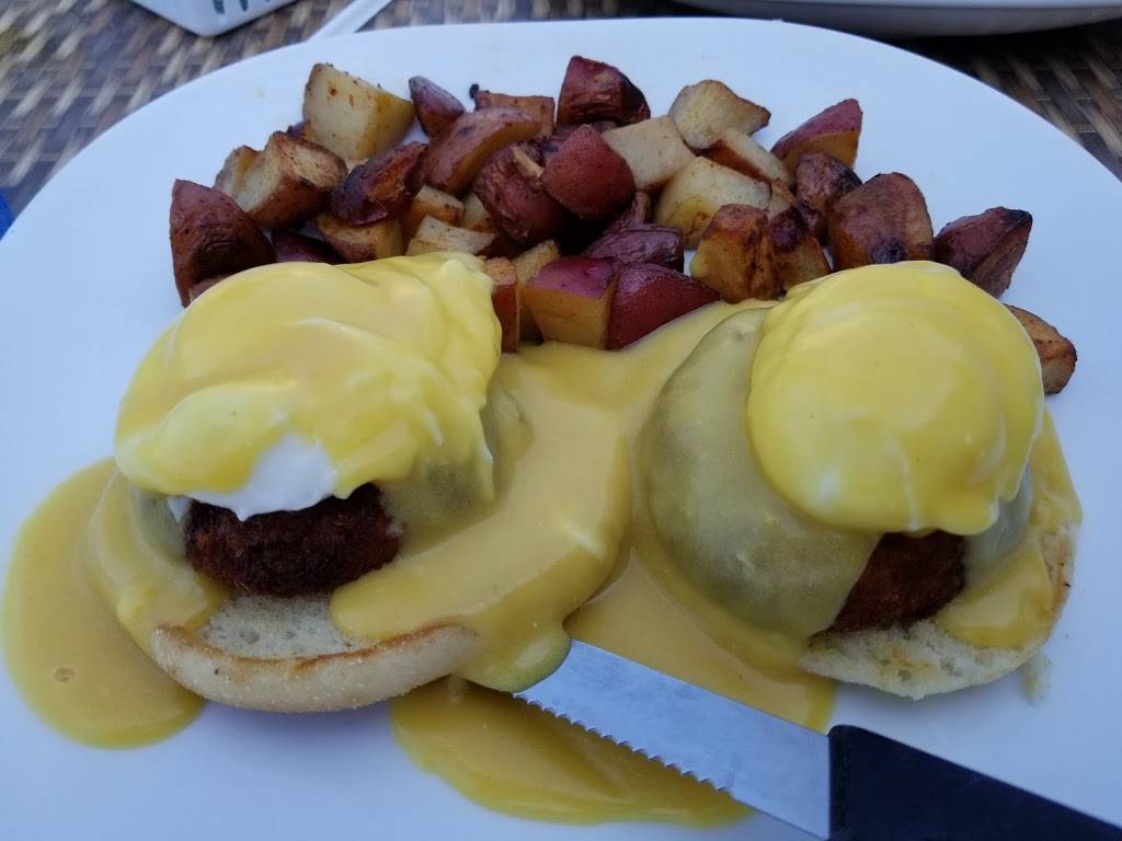 Honey Bs II | restaurant | 4713 Douglas Ave, Racine, WI 53402, USA | 2626811960 OR +1 262-681-1960