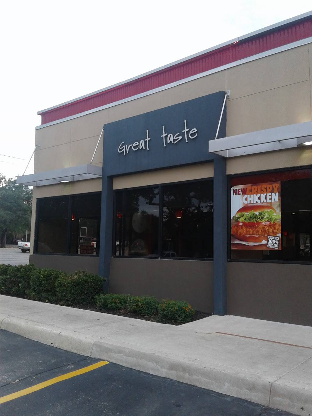 Burger King | restaurant | 1327 N Main St, Boerne, TX 78006, USA | 8302492573 OR +1 830-249-2573