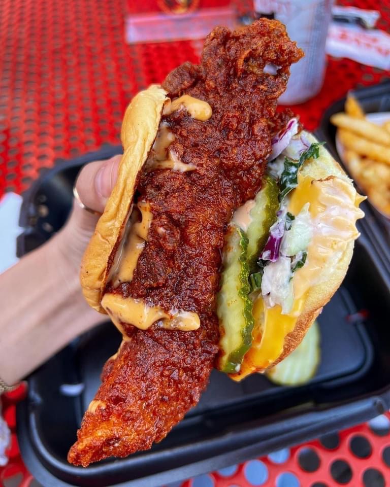 Daves Hot Chicken | restaurant | 99 S Broadway, Denver, CO 80209, USA | 7203701499 OR +1 720-370-1499