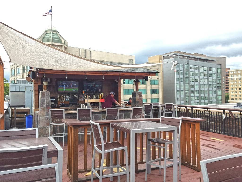 Arlington Rooftop Bar & Grill | restaurant | 2424 Wilson Blvd, Arlington, VA 22201, USA | 7035283030 OR +1 703-528-3030