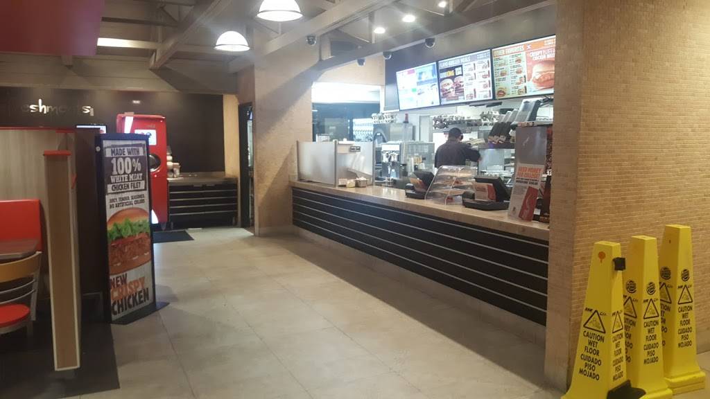 Burger King | restaurant | 2210 E Lincoln Ave, Anaheim, CA 92806, USA | 7145205268 OR +1 714-520-5268