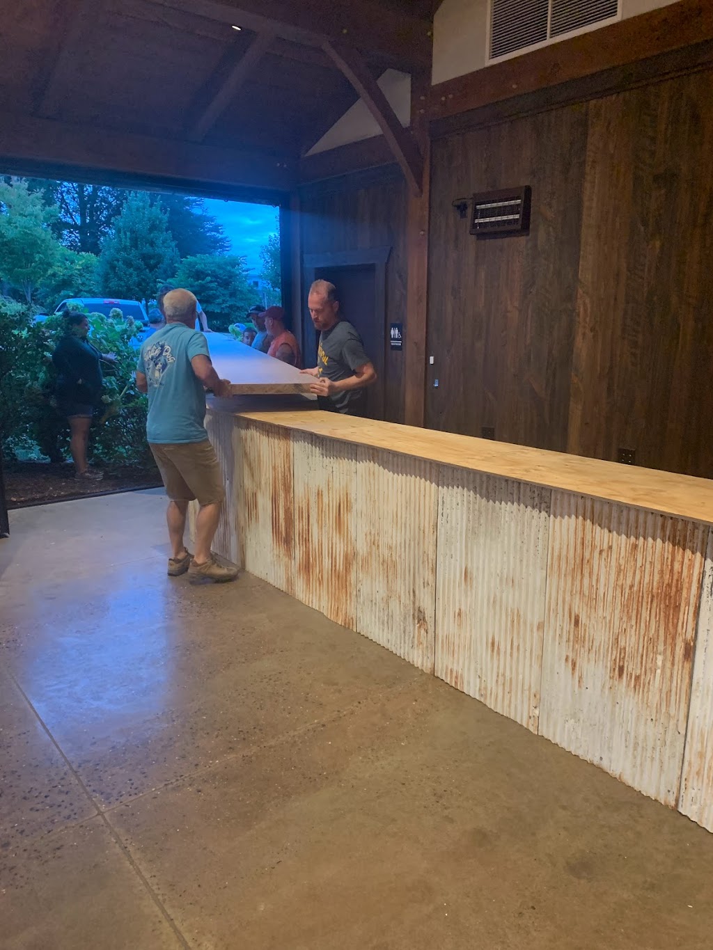 Britain Hill at the Livery | restaurant | 1702 Lampeter Rd, Lancaster, PA 17602, USA | 7177993926 OR +1 717-799-3926