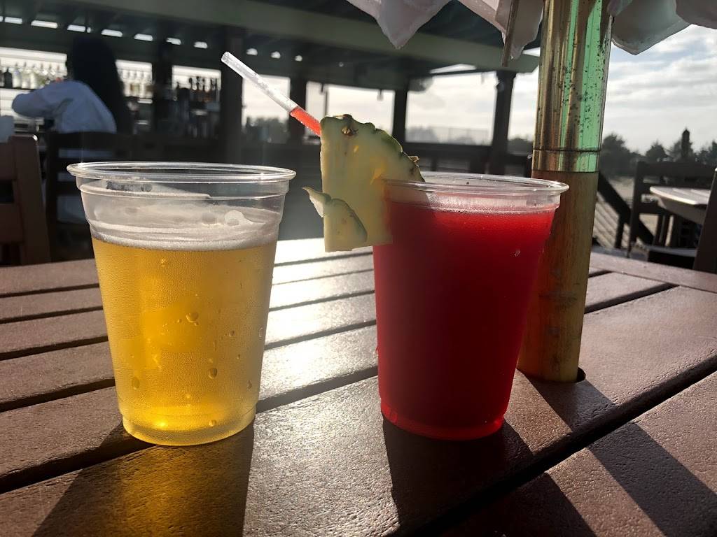 Salt Shack | restaurant | 100 Ocean Pkwy, Babylon, NY 11702, USA | 6314227222 OR +1 631-422-7222