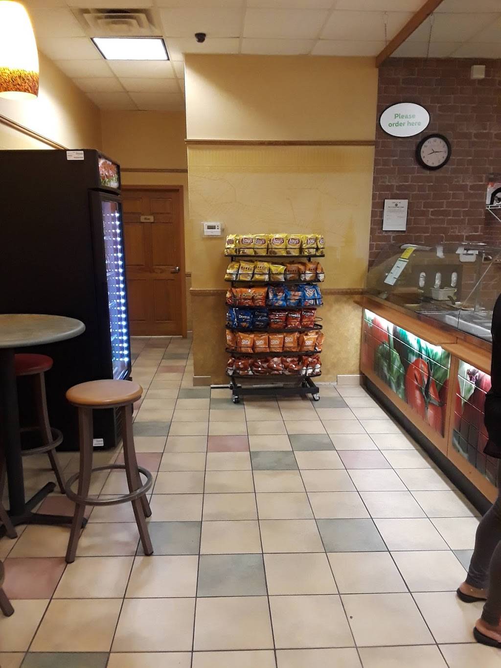 Subway | restaurant | 3842 Harlem Rd, Cheektowaga, NY 14215, USA | 7164469520 OR +1 716-446-9520