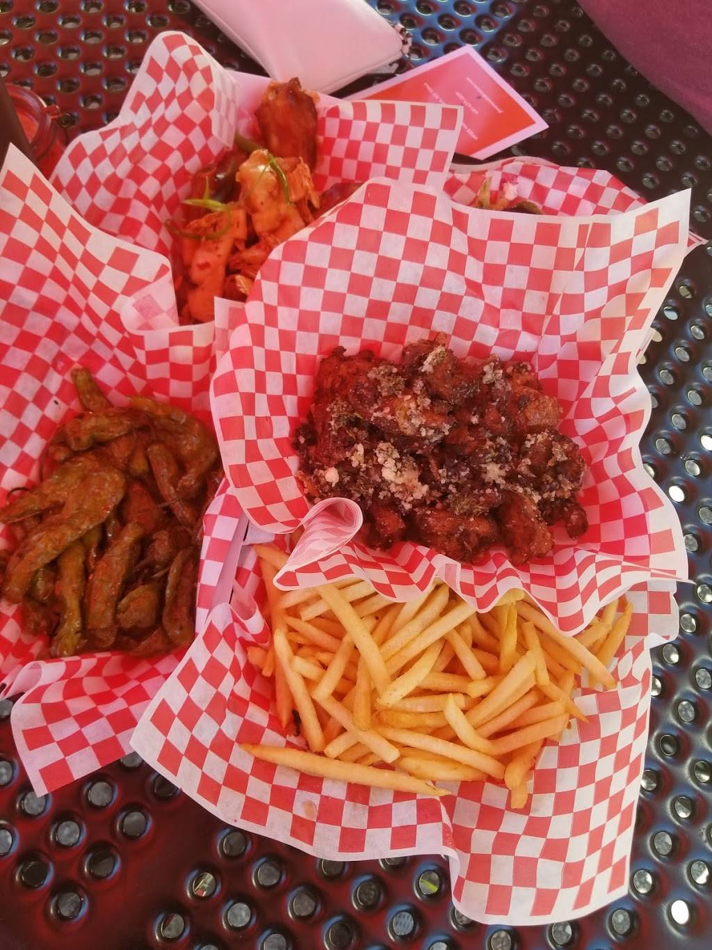 Jennie’s at Drossos | restaurant | 69125 Main Rd, Greenport, NY 11944, USA | 6314771339 OR +1 631-477-1339