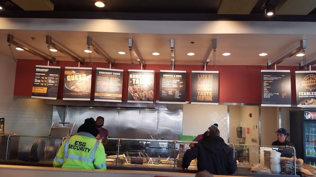 QDOBA Mexican Eats | restaurant | 233 Delaware St, Indianapolis, IN 46204, USA | 3176028555 OR +1 317-602-8555