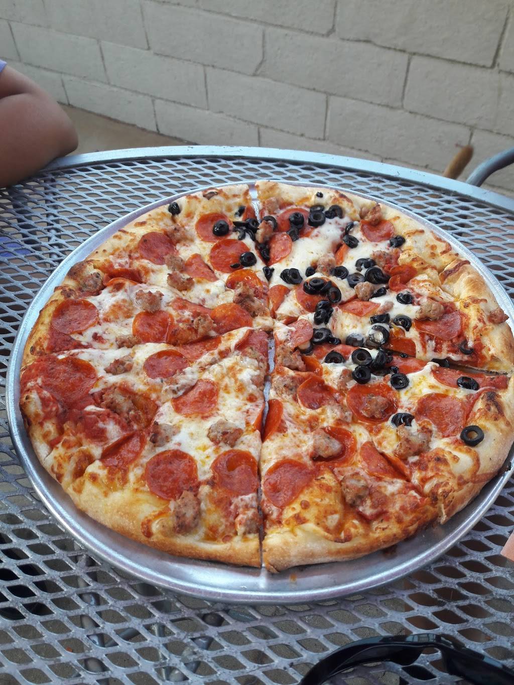 Zitos Pizza | restaurant | 5572 E Santa Ana Canyon Rd, Anaheim, CA 92807, USA | 7149982000 OR +1 714-998-2000