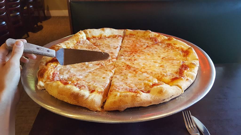 Vitos Lovingston | restaurant | 8181 Thomas Nelson Hwy, Lovingston, VA 22949, USA | 4342638688 OR +1 434-263-8688