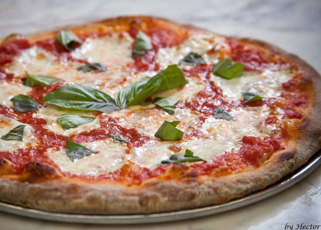 Palumbos Pizzeria | restaurant | 7711 Collier Blvd #107, Naples, FL 34114, USA | 2397320900 OR +1 239-732-0900