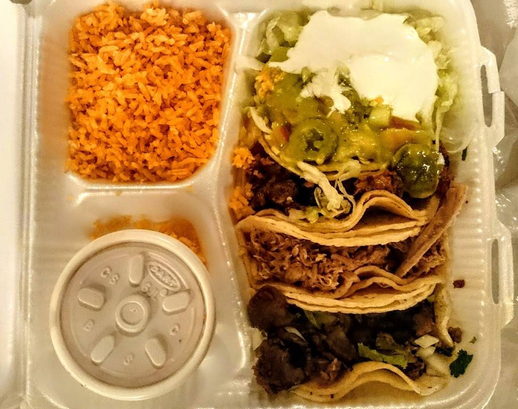 Jesses El Taco De Mexico | restaurant | 112 W 7th St, Oxnard, CA 93030, USA | 8054869521 OR +1 805-486-9521