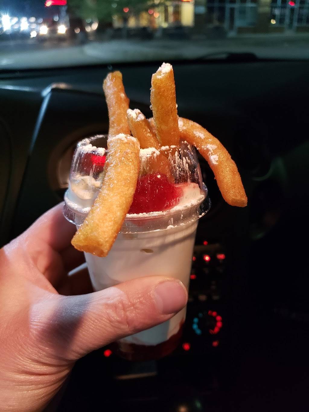 Checkers | restaurant | 615 66th Ave N, Brooklyn Center, MN 55430, USA | 7635859800 OR +1 763-585-9800