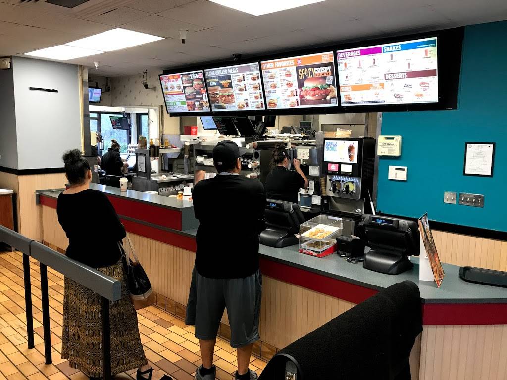 Burger King | restaurant | 147 Lakeville Rd, Geneseo, NY 14454, USA | 5852434853 OR +1 585-243-4853