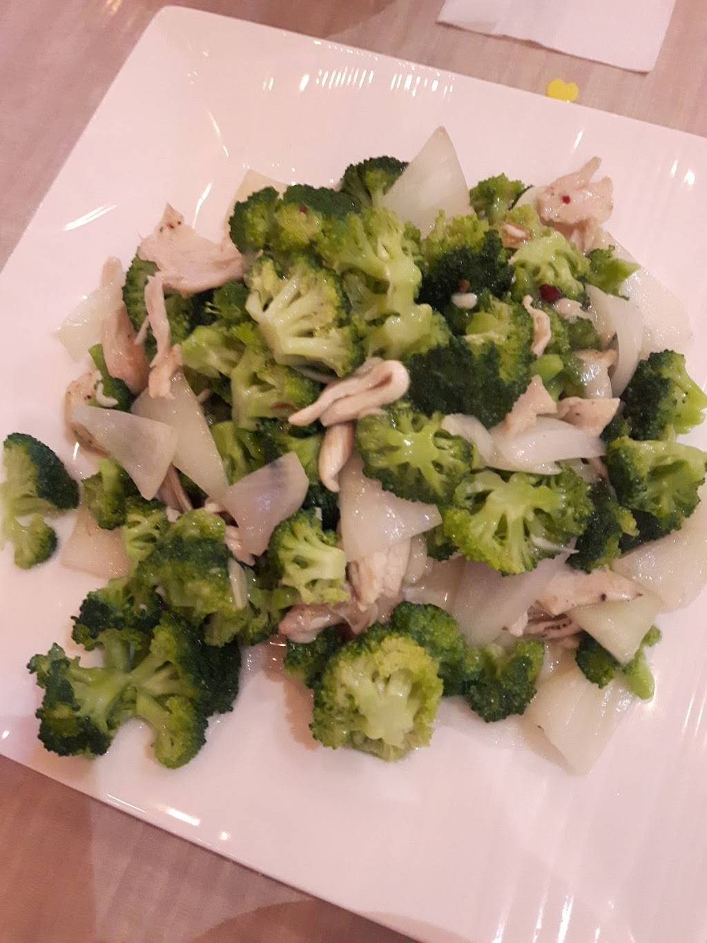 Hui Lau Shan 許留山 | restaurant | 701 Wonderland Rd N, London, ON N6H 0H8, Canada | 5197012116 OR +1 519-701-2116