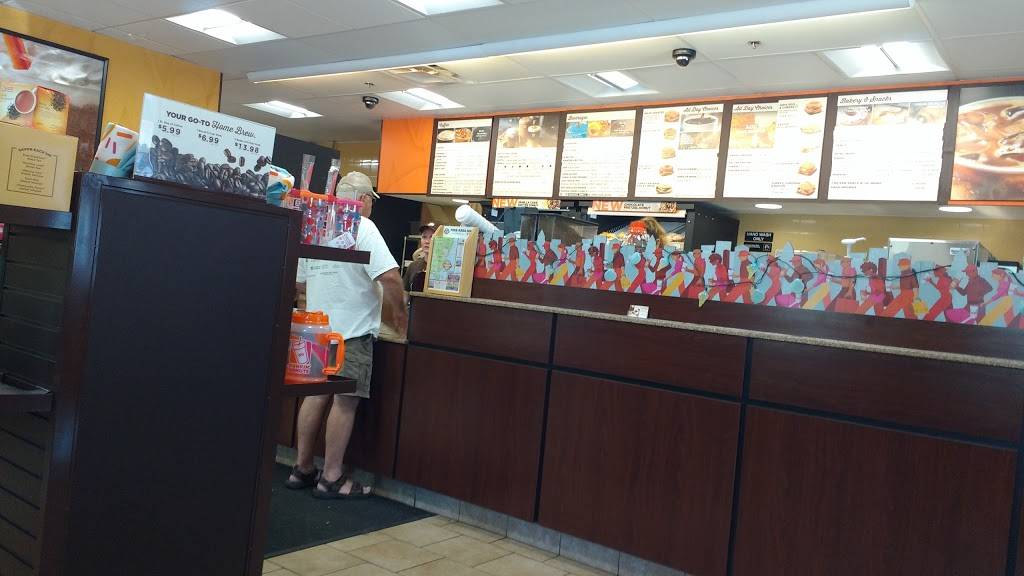 Dunkin | bakery | 3 Pier Market Pl, Narragansett, RI 02882, USA | 4017822223 OR +1 401-782-2223