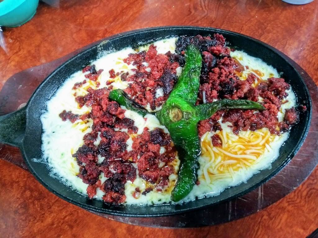 Tacos Los Pericos | restaurant | 149-120, #021, Tulare, CA 93274, USA | 5593667941 OR +1 559-366-7941