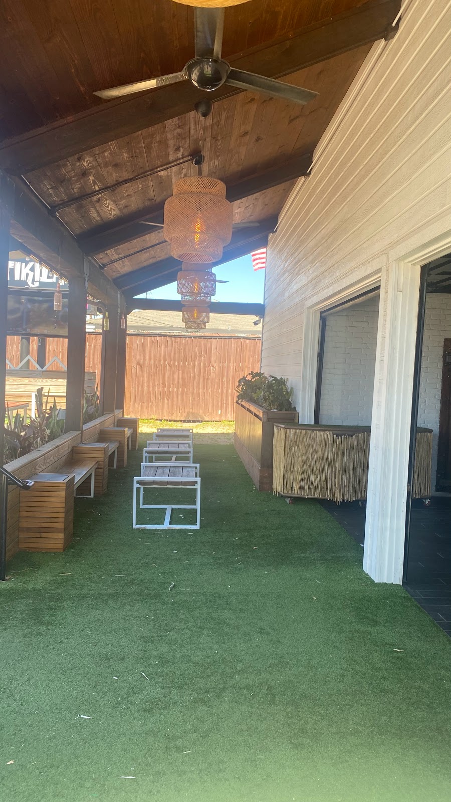 HOT and BUTTERED | restaurant | 2702 N Shepherd Dr, Houston, TX 77008, USA | 8326934966 OR +1 832-693-4966