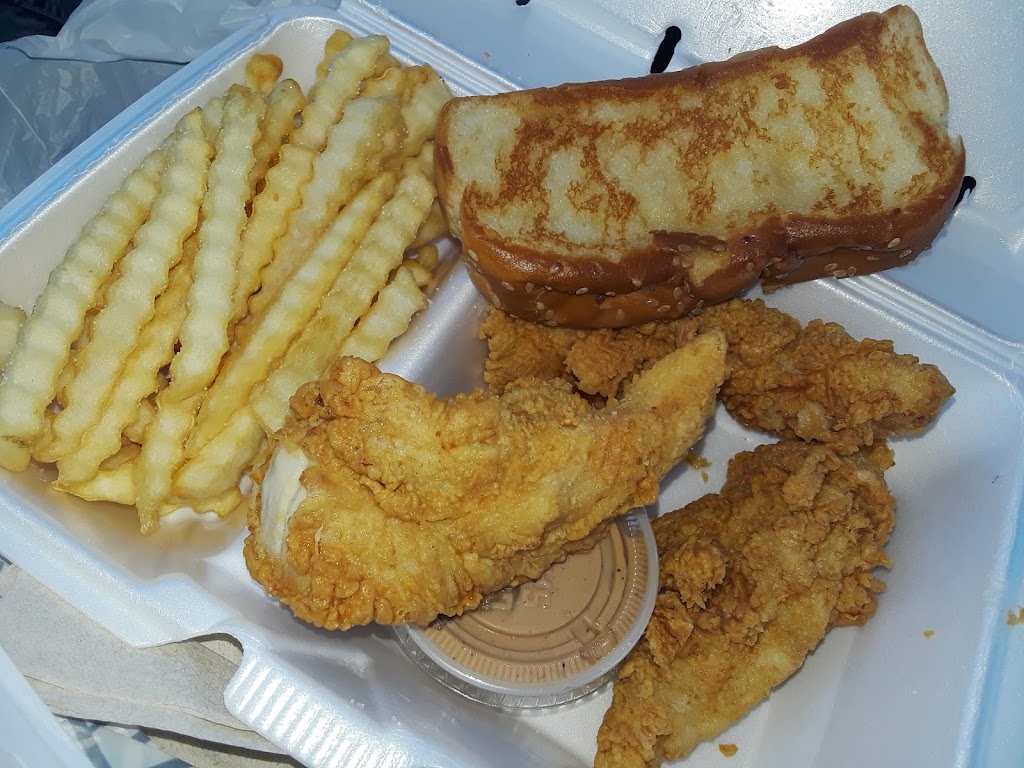 Raising Canes Chicken Fingers | restaurant | 3737 W Craig Rd, North Las Vegas, NV 89032, USA | 7252303822 OR +1 725-230-3822