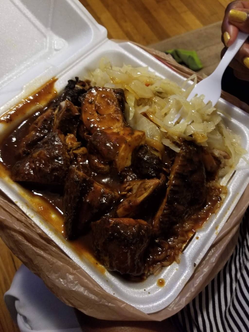 Jamaican Cafe On Wheels | restaurant | 2518 E Main St, Richmond, VA 23223, USA | 8043229766 OR +1 804-322-9766