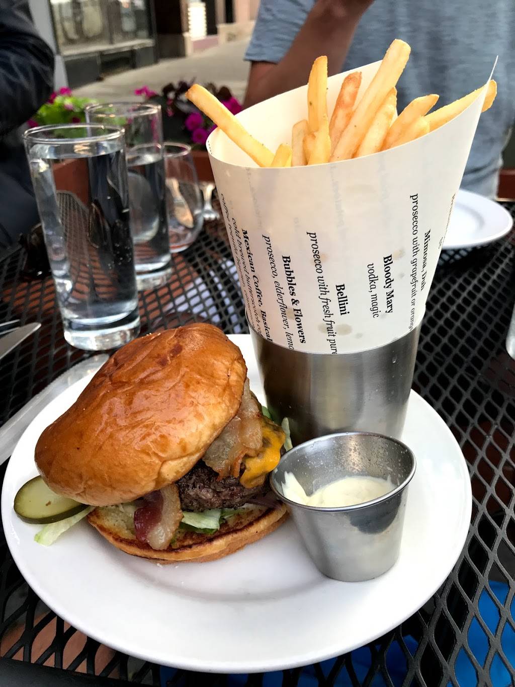 Vincent | restaurant | 1475 W Balmoral Ave, Chicago, IL 60640, USA | 7733347168 OR +1 773-334-7168