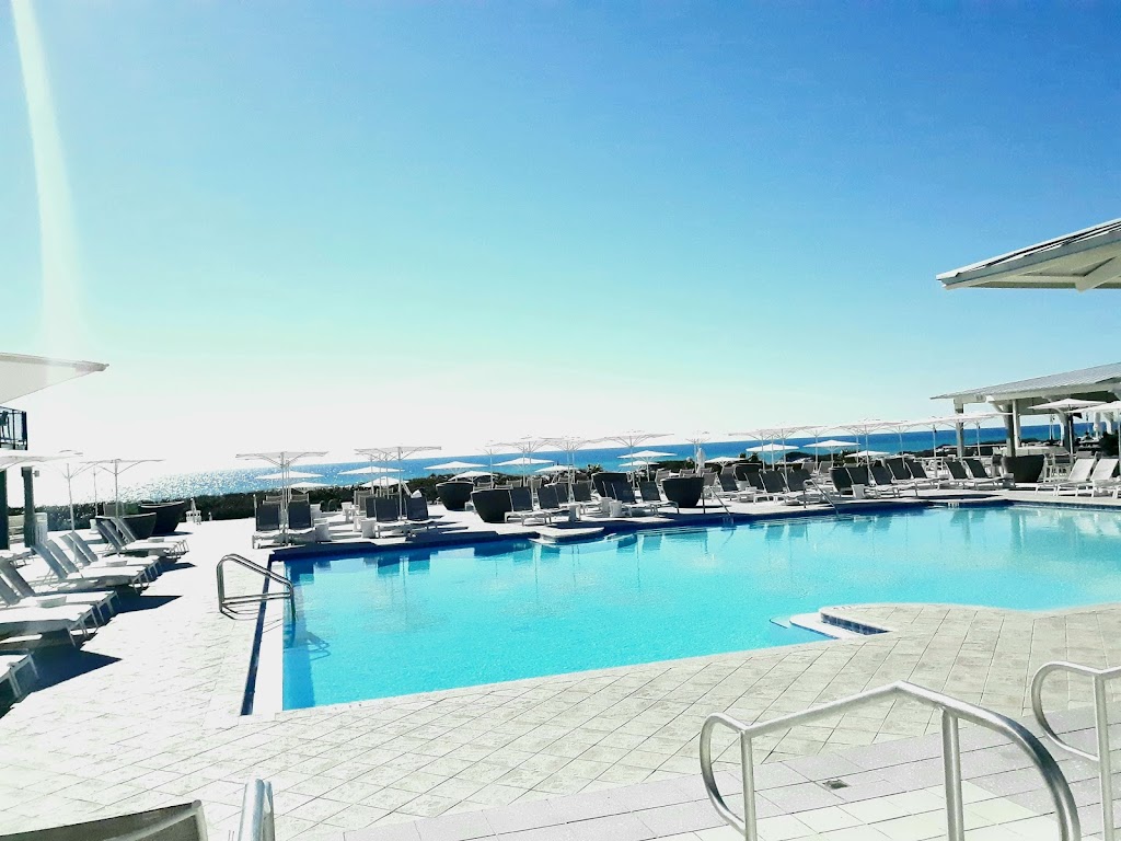 WaterColor Beach Club | restaurant | 24 Goldenrod Cir, Santa Rosa Beach, FL 32459, USA | 8505345000 OR +1 850-534-5000