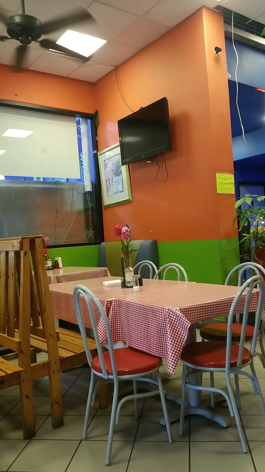 La Escondida | cafe | 10900 US-290, Austin, TX 78737, USA | 5122881450 OR +1 512-288-1450