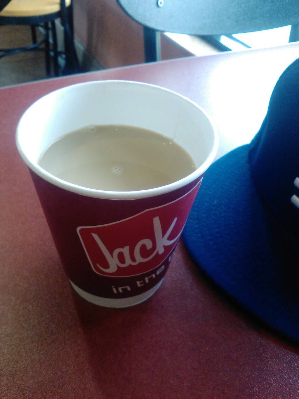 Jack in the Box | restaurant | 25950 Iris Ave, Moreno Valley, CA 92551, USA | 9512420232 OR +1 951-242-0232