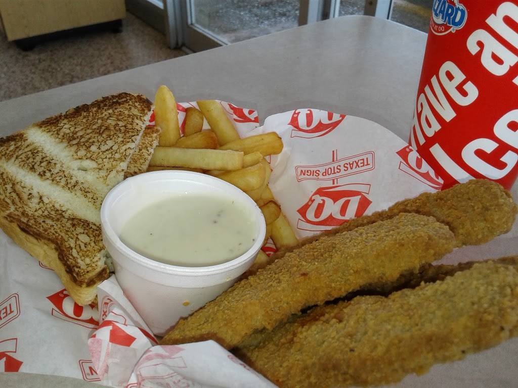 Dairy Queen Store | restaurant | 1069 E Kingsbury St, Seguin, TX 78155, USA | 8303796983 OR +1 830-379-6983