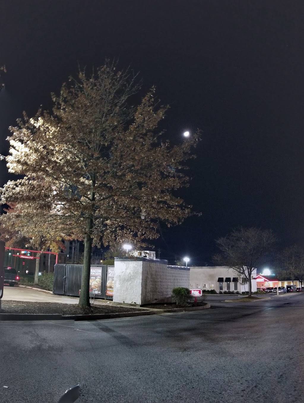 Checkers | restaurant | 6041 Oxon Hill Rd, Oxon Hill, MD 20745, USA | 3017498031 OR +1 301-749-8031