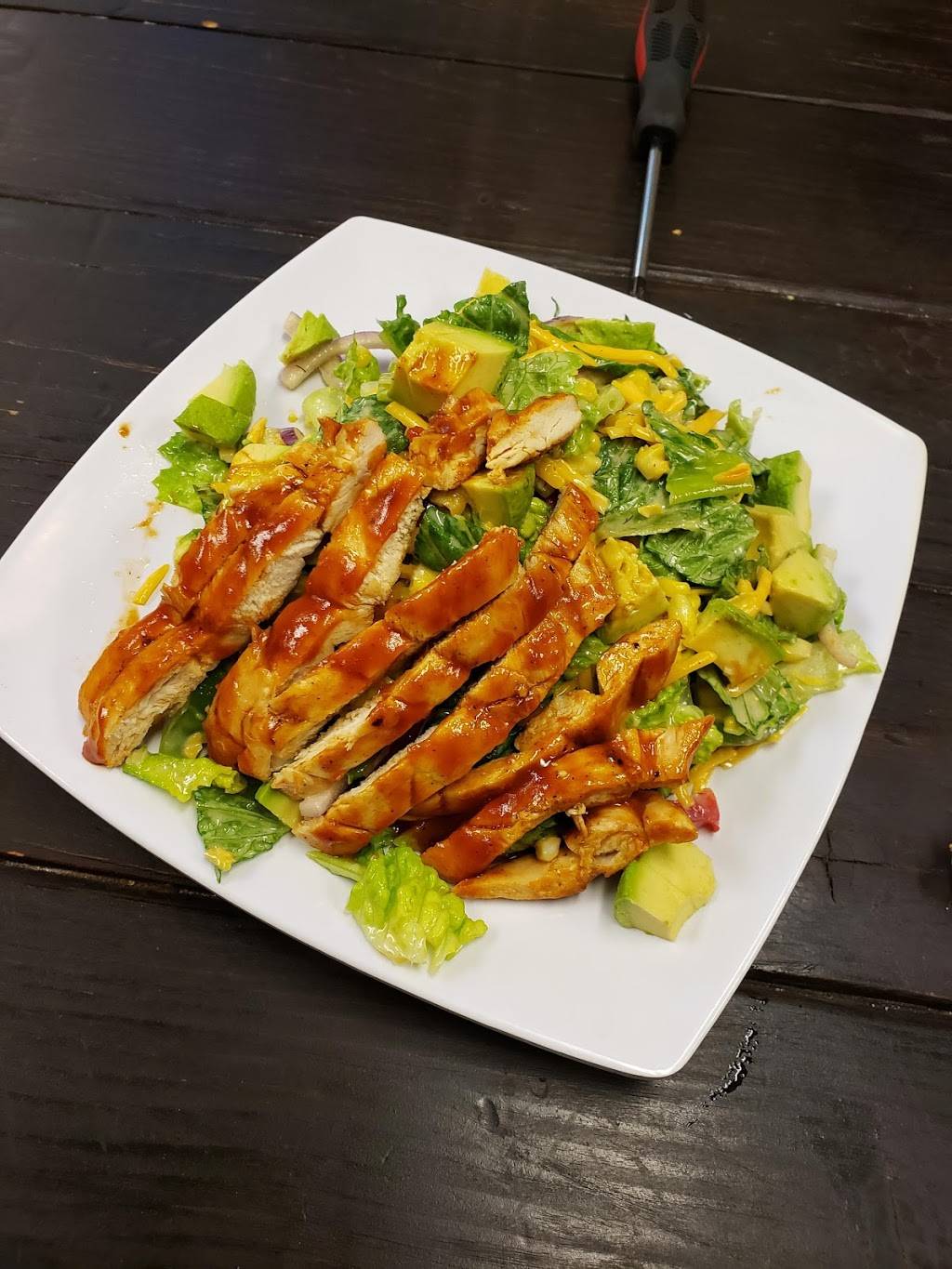 Edna Vees | restaurant | 127 S Citrus Ave, Covina, CA 91723, USA | 6263398844 OR +1 626-339-8844