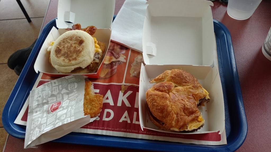 Jack in the Box | restaurant | 8322 Balboa Blvd, Northridge, CA 91325, USA | 8183456492 OR +1 818-345-6492