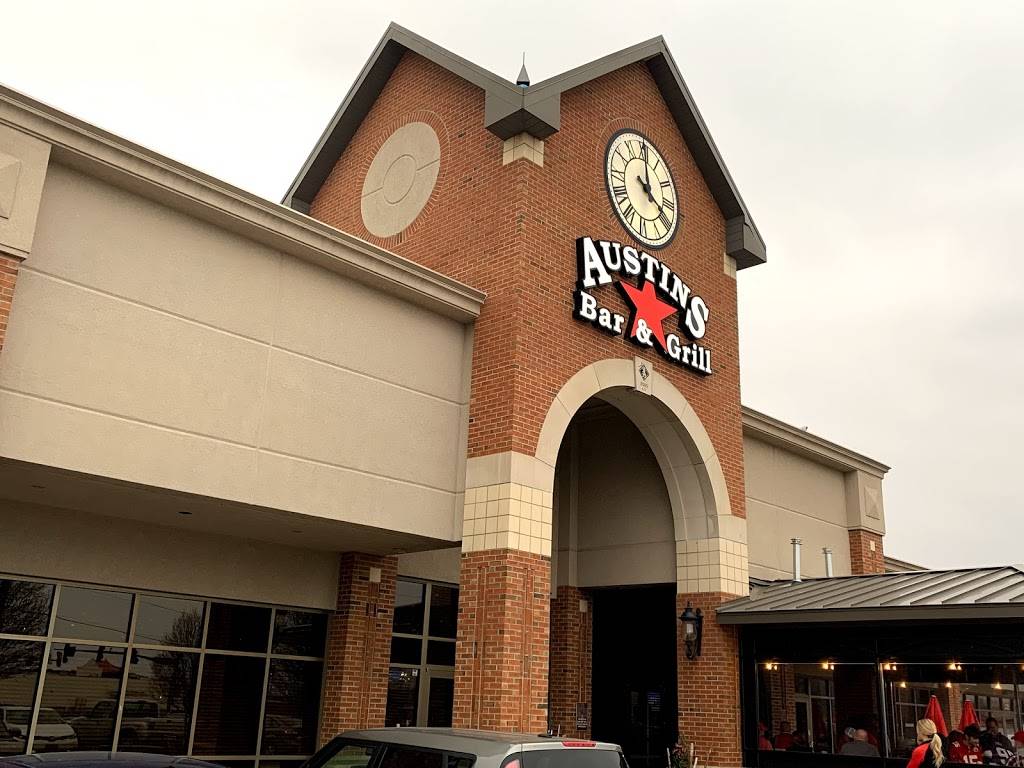 Austins Bar & Grill | restaurant | 245 N Moonlight Rd, Gardner, KS 66030, USA | 9138566965 OR +1 913-856-6965