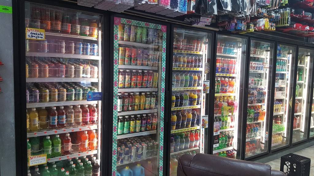 Green line food mart | restaurant | 7701 S Racine Ave, Chicago, IL 60620, USA | 7082320500 OR +1 708-232-0500