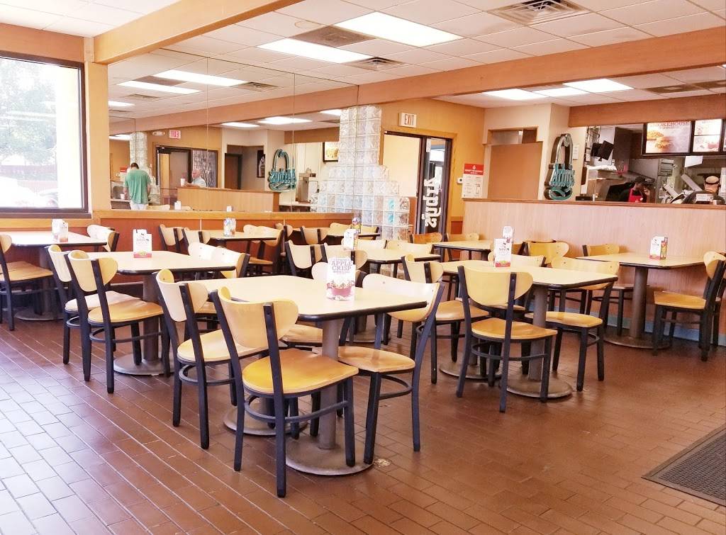 Arbys | restaurant | 12730 Dorsett Rd, Maryland Heights, MO 63043, USA | 3145764200 OR +1 314-576-4200