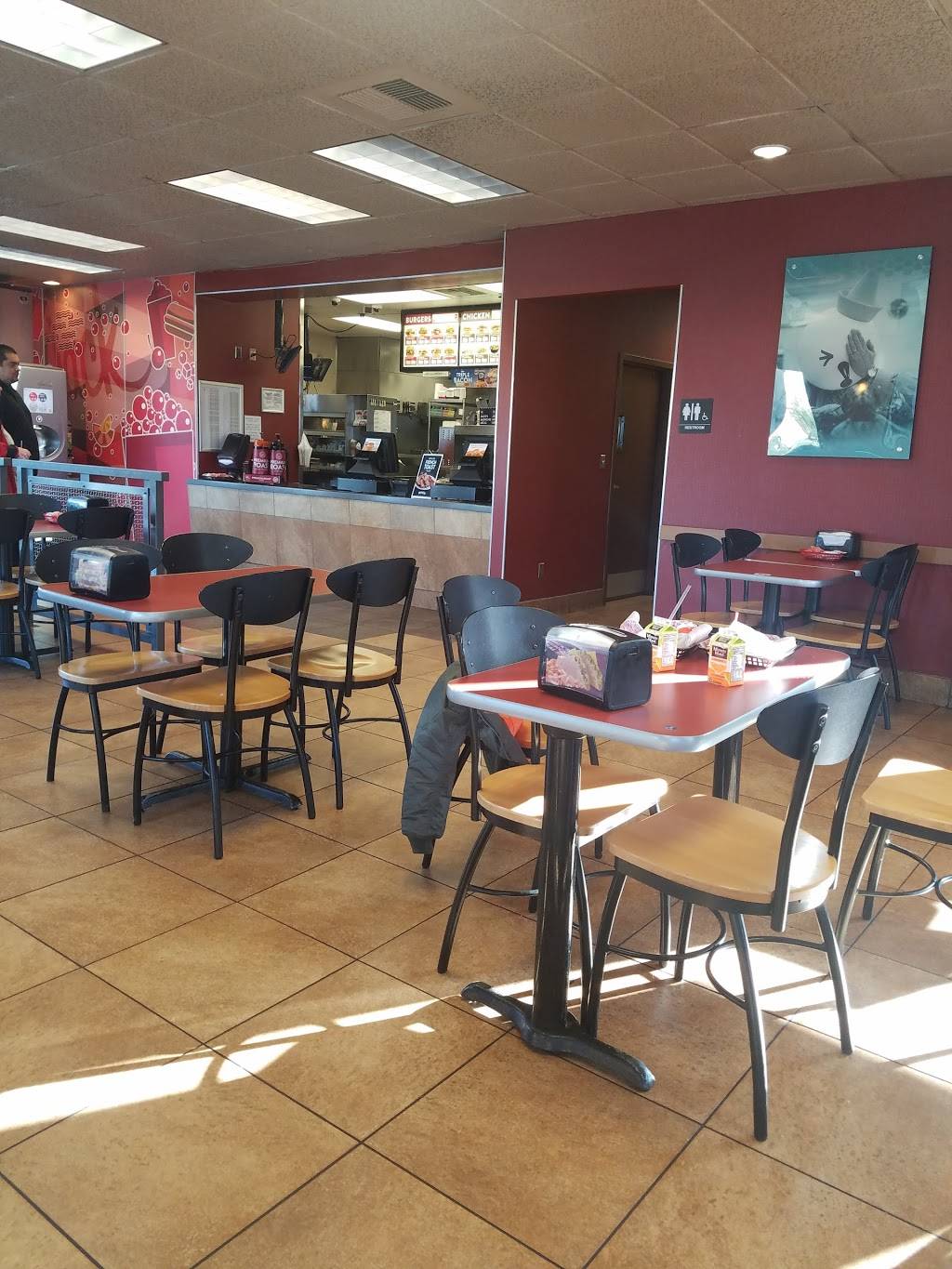 Jack in the Box | restaurant | 4351 Ontario Mills Pkwy, Ontario, CA 91764, USA | 9094844842 OR +1 909-484-4842